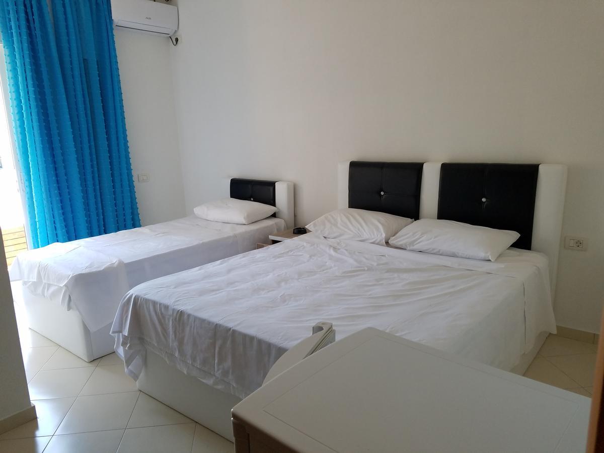 Sunset Hotel Roza Vlore Exterior photo